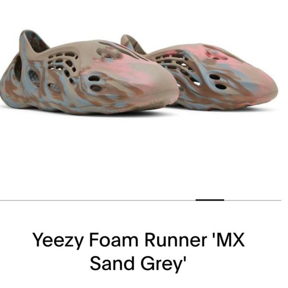 Original foam runner Yeezys size 9